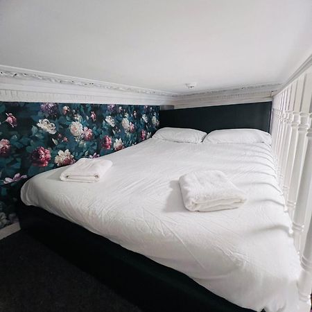 F5- Mezzanine Studio Fits 3 Near Paddington London Exterior photo